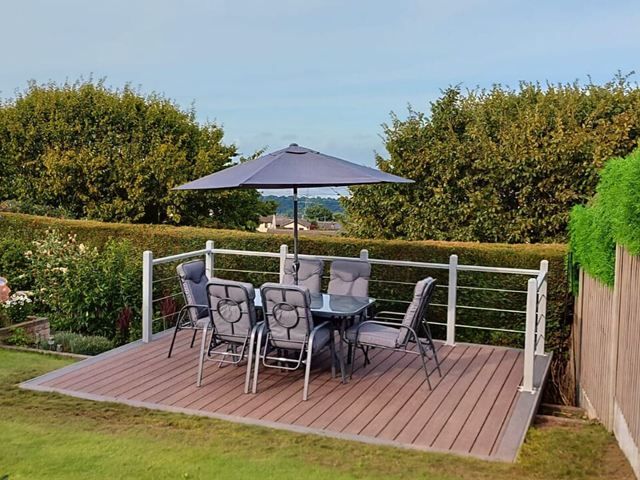 decking-installers-2-sharpen-color-lighting