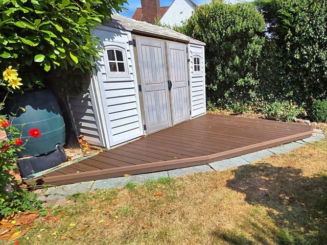 decking-installers-21-sharpen-color-lighting